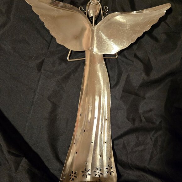 Collection of Angels for Holidays or Anytime!  SET OF THREE (Metal/Wicker/Wire) - Picture 4 of 15
